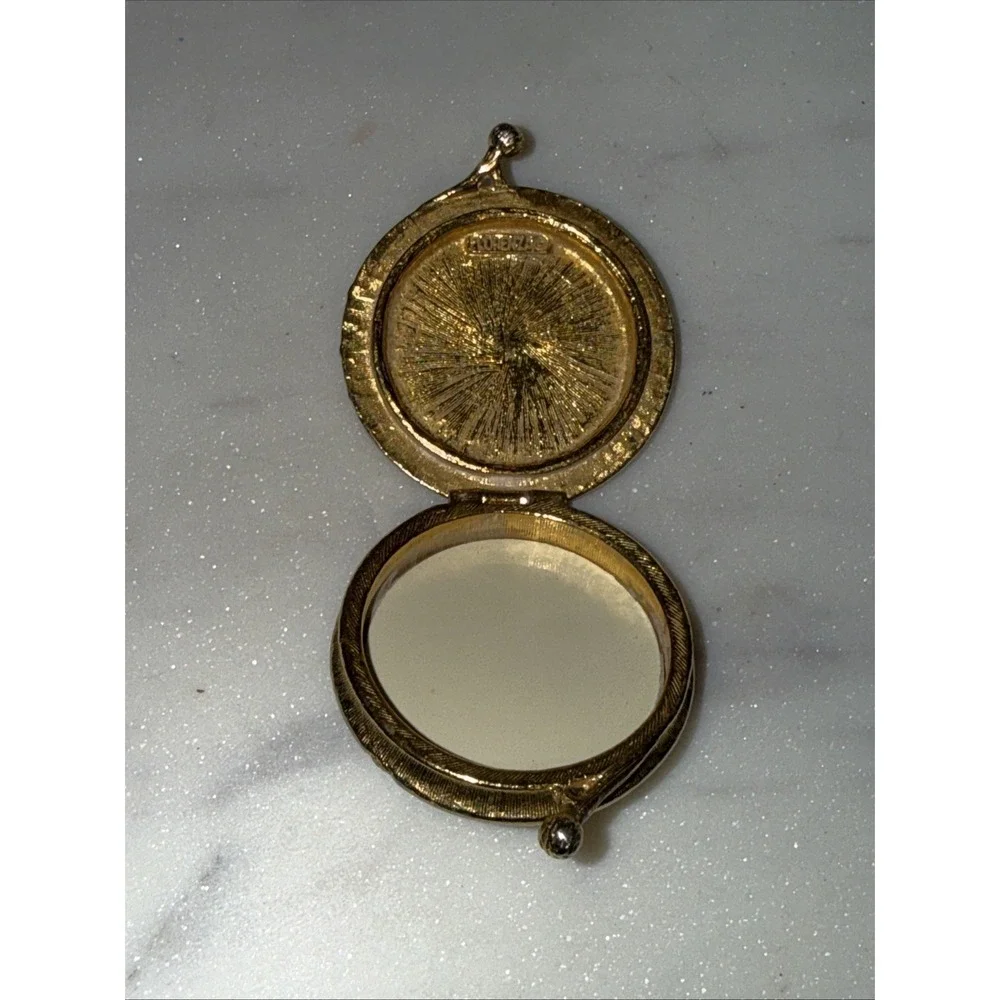 Vintage Florenza Gold Tone Locket Pill Box With Lady Picture